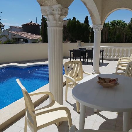 Casa Amb Piscina Privada Villa Empuriabrava Kültér fotó