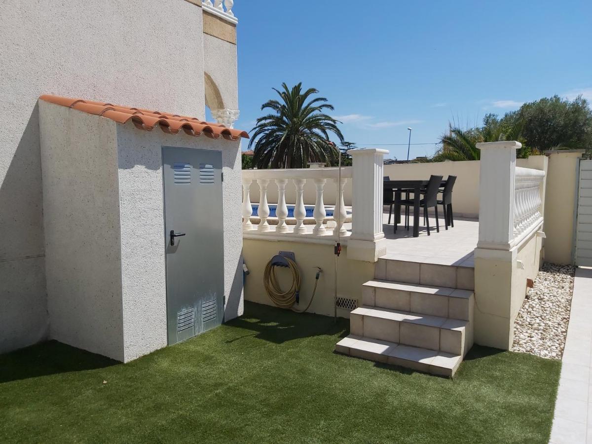 Casa Amb Piscina Privada Villa Empuriabrava Kültér fotó